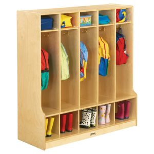 Coat Locker with Step